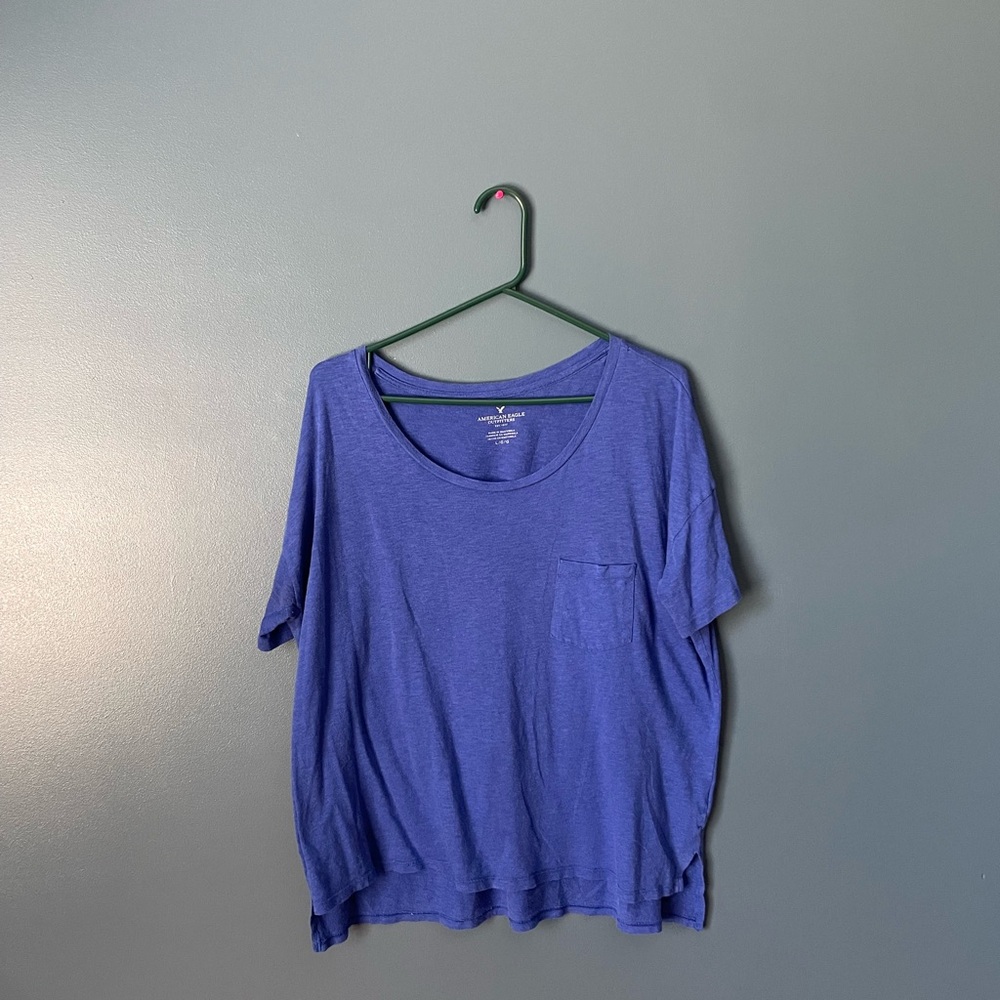 Cute Flowy Royal Blue American Eagle Top💙